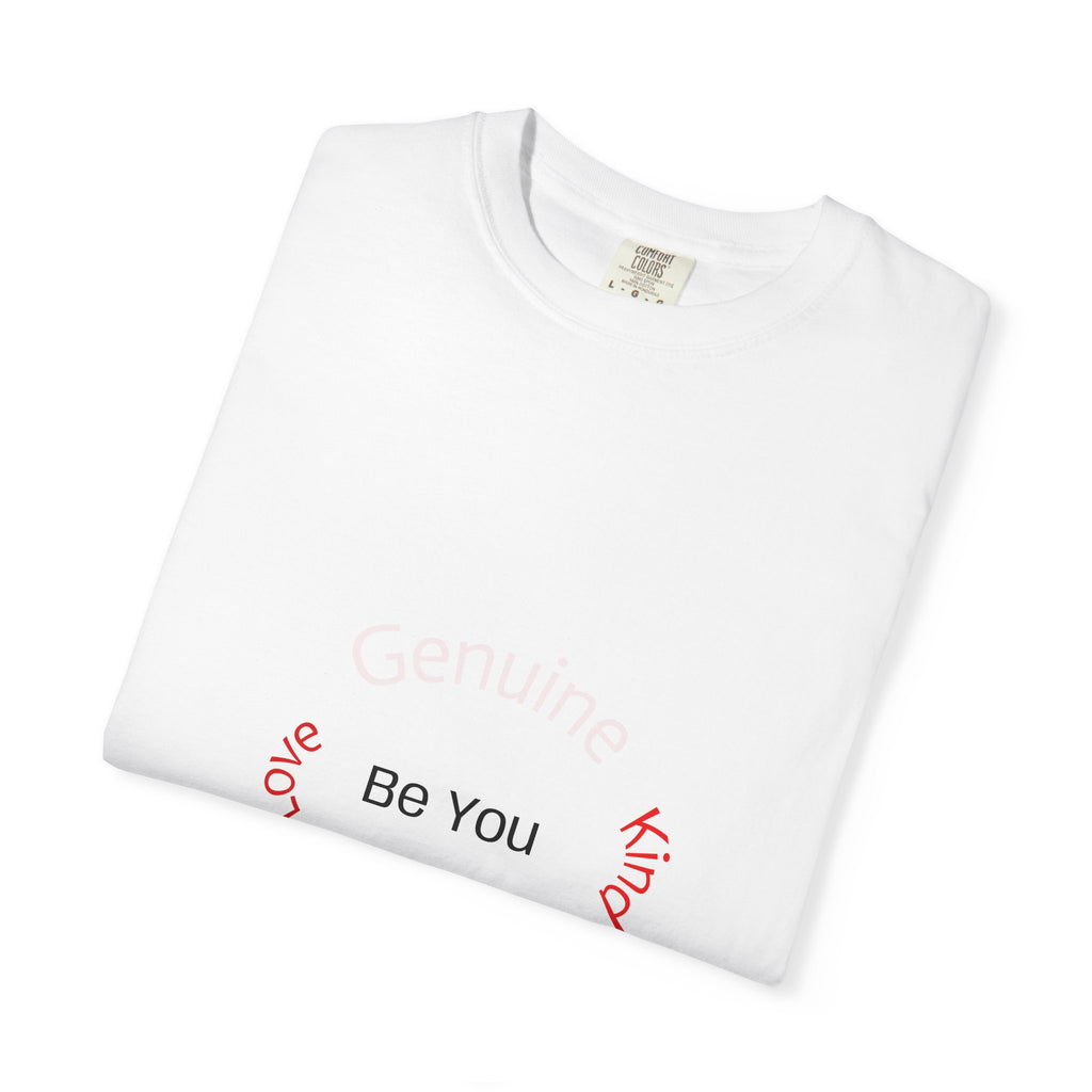 Patriotic "LOVE" Graphic T-Shirt — Fourth of July USA Flag Design